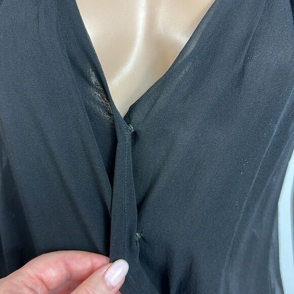 Bebe Elegant Black Chiffon Silk Sleeveless V-neck Bodysuit Size XS - Picture 2 of 7